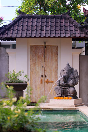 Ganesha Pool - Sudha Villa Bali